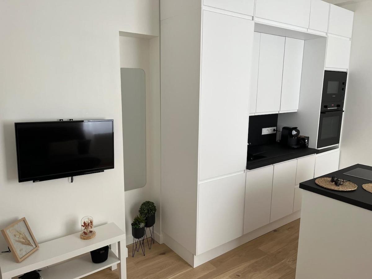 Appartement Cosy A 1 Min De Paris Charenton-le-Pont Luaran gambar