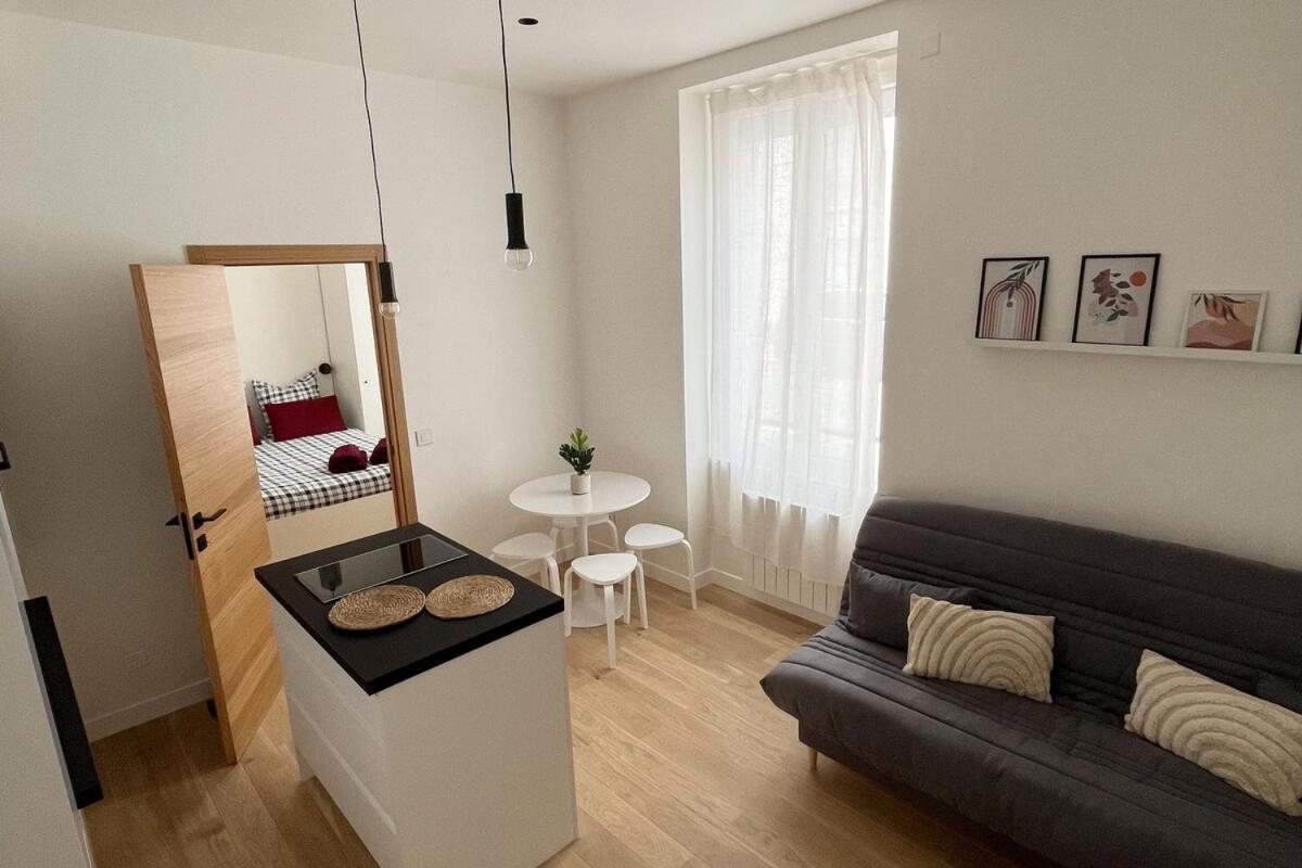 Appartement Cosy A 1 Min De Paris Charenton-le-Pont Luaran gambar