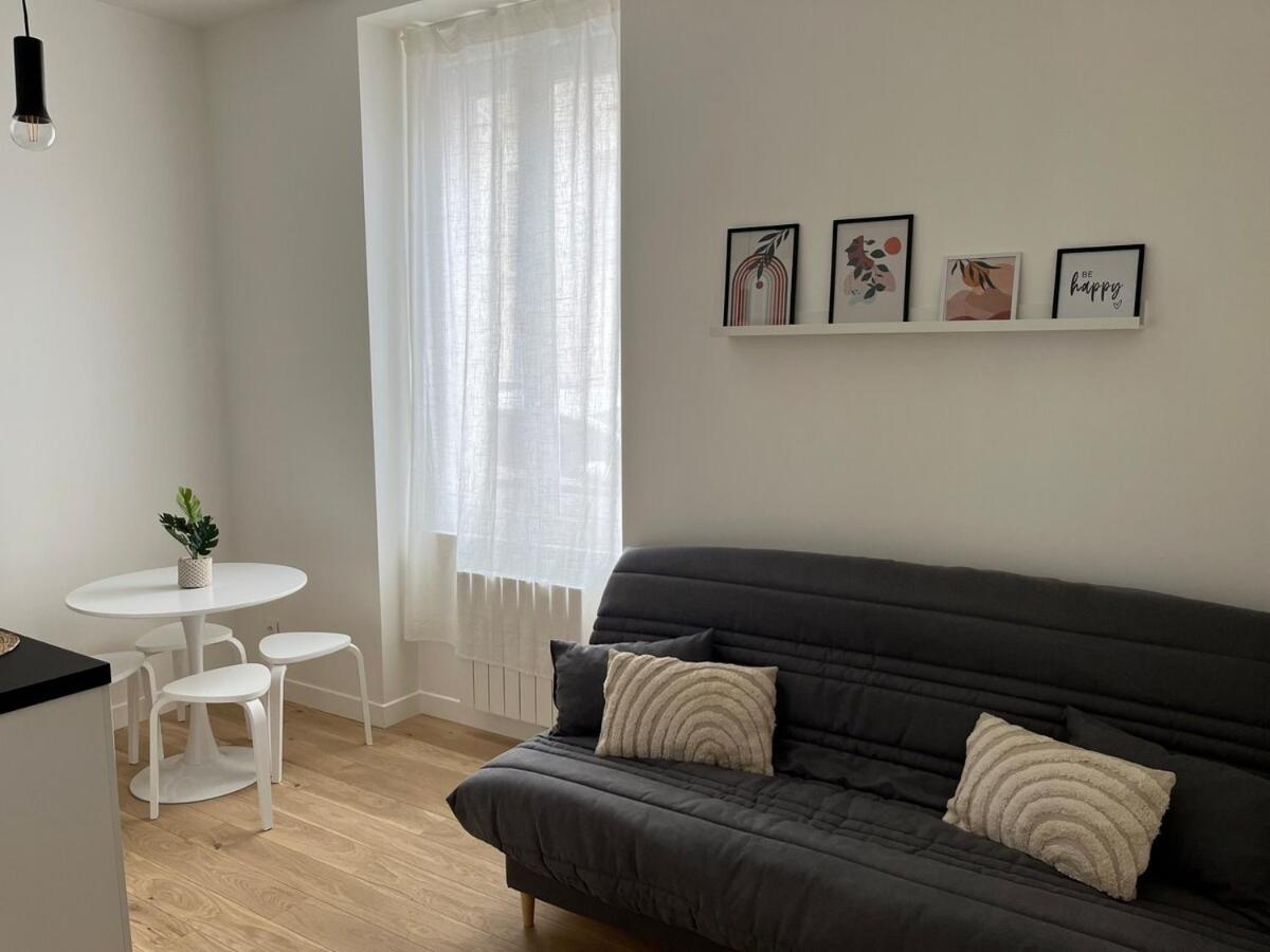 Appartement Cosy A 1 Min De Paris Charenton-le-Pont Luaran gambar